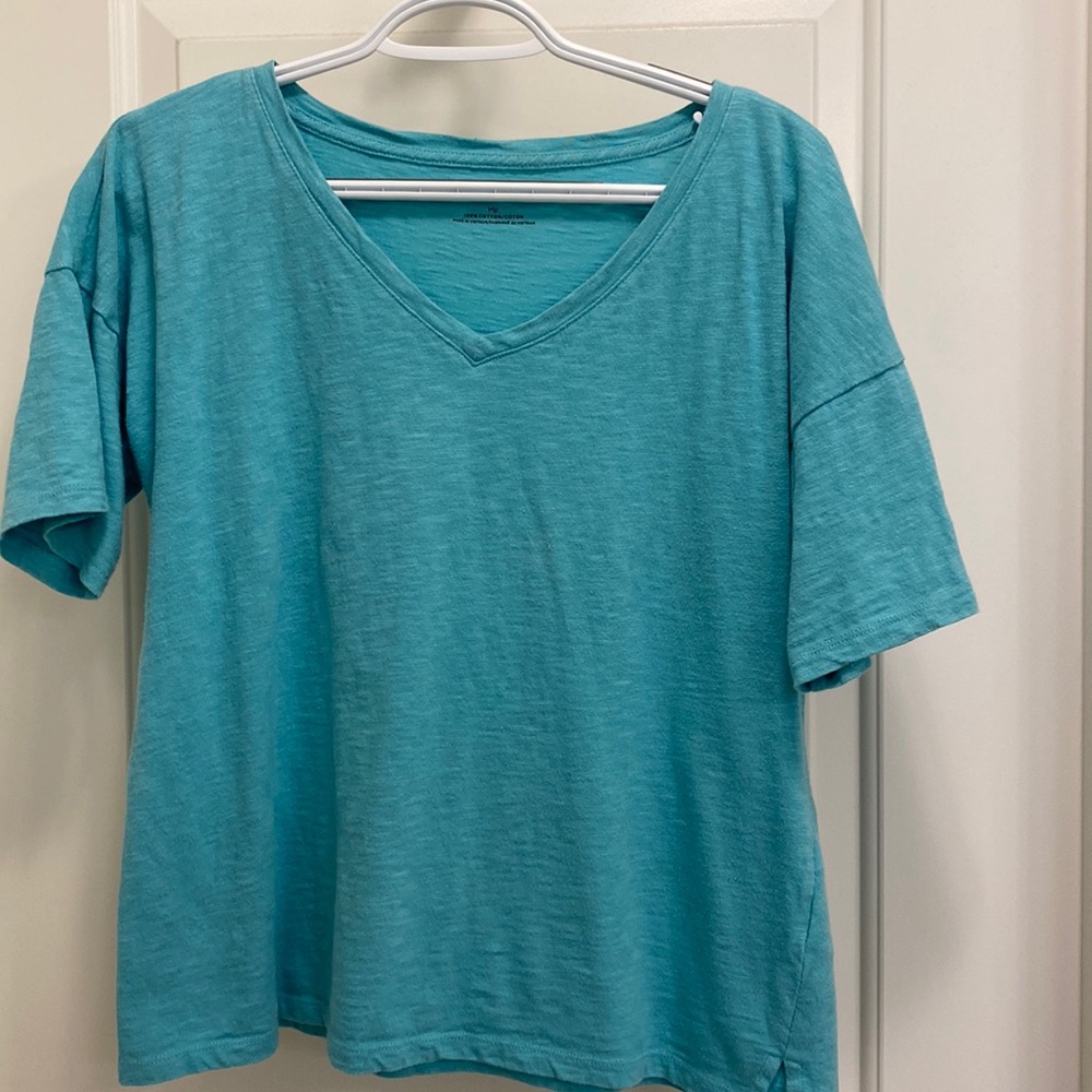 Talbots dropped sleeve V-neck top